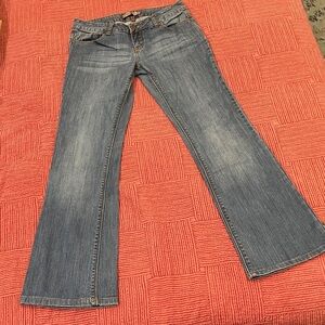 Women’s W30L30 British jeans Makers of True Originals lightly flared